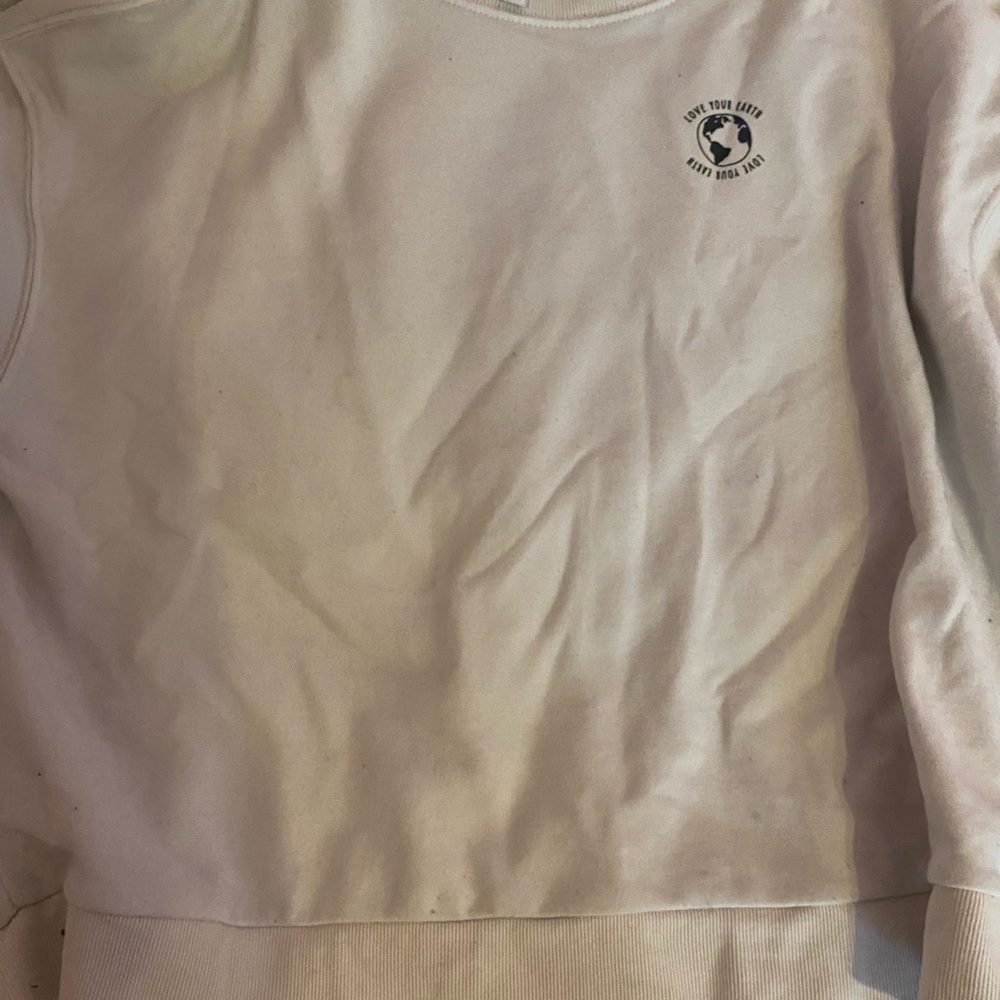 Women’s crewneck sweater